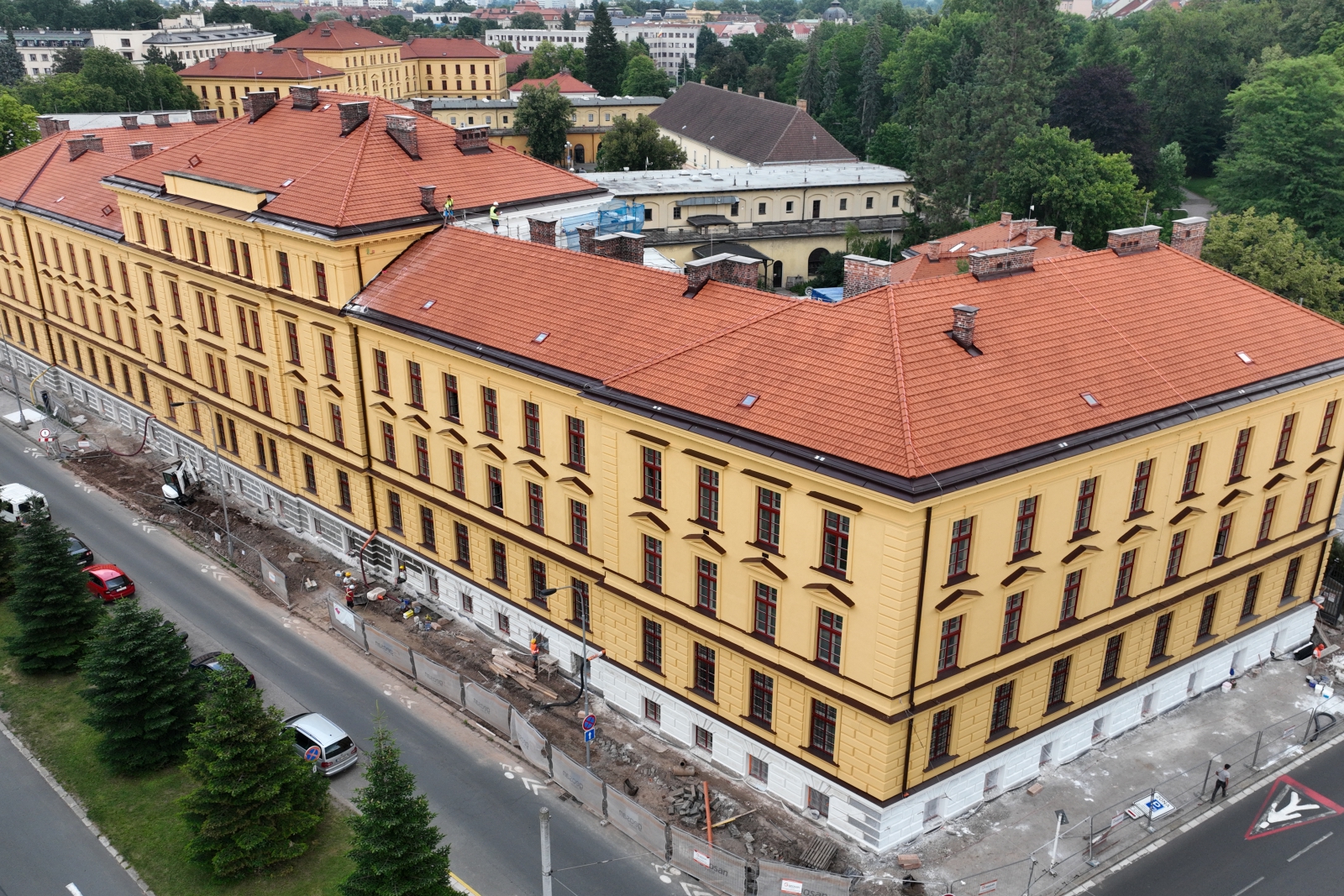 Vrbenského kasárna Hradec Králové - Termoizolační nátěr pro tepelnou izolaci | ALPHA CZECH