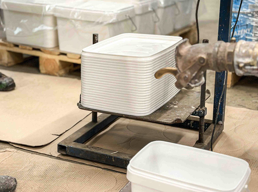 Reflexně izolační nátěrové hmoty budoucnosti