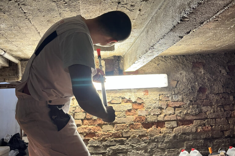 Řešení tepelných mostů ve sklepě a promrzající podlaze - Termoizolační nátěr pro tepelnou izolaci | ALPHA CZECH